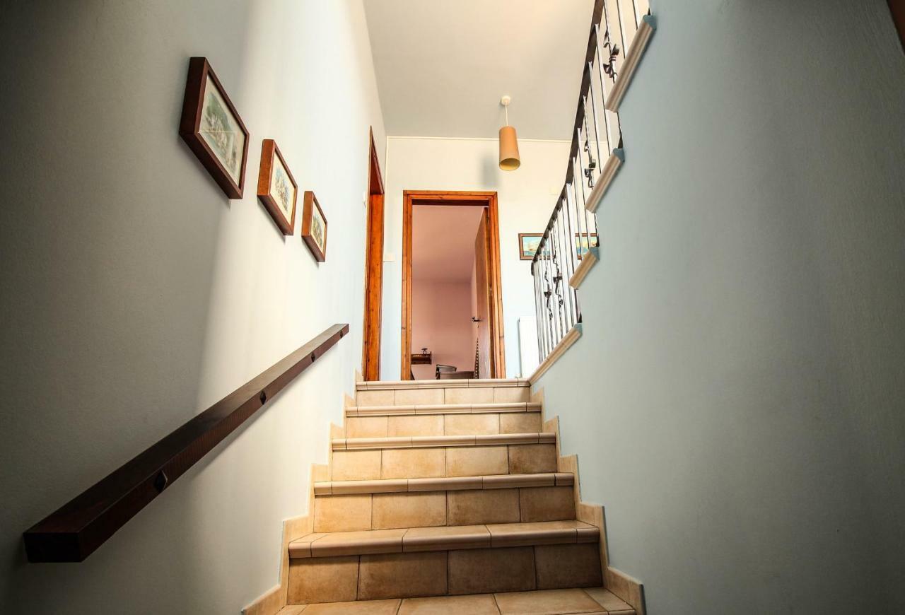 Villa Rustic House à Xylophaghou Extérieur photo